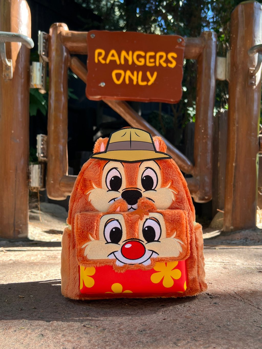 Fashion & Lifestyle News: Loungefly Exclusive Chip N Dale Mini Backpack